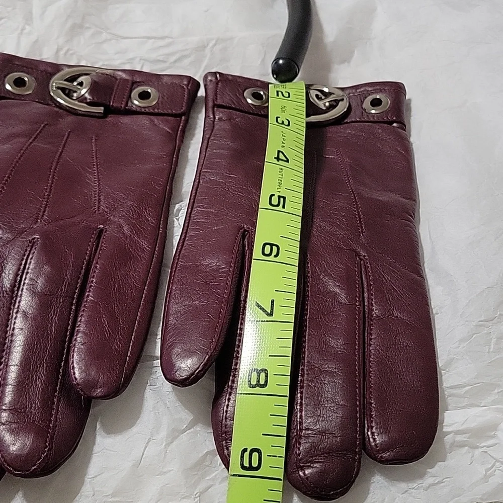 Burgundy Coach 100% Leather  Gloves - Picture 9 of 12